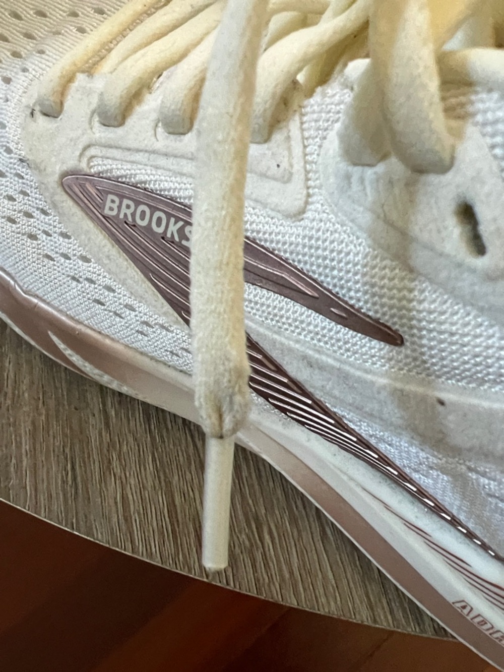 Brooks Adrenaline GTS Running Sneakers - Picture 4 of 4
